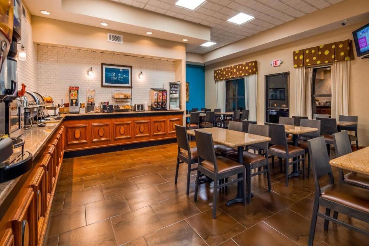 Hotel Western Y Airport South Forest Park