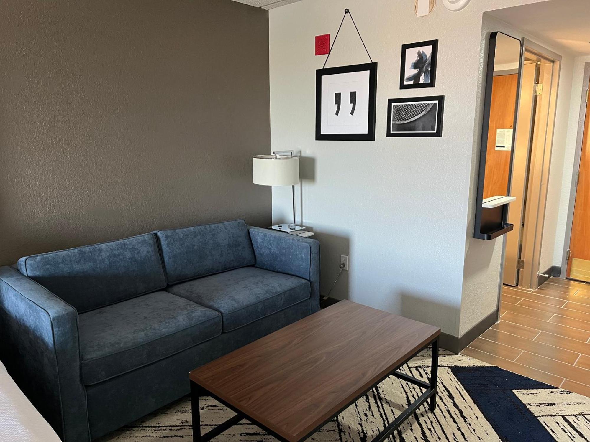 Sky Point & - Atlanta Airport 3*