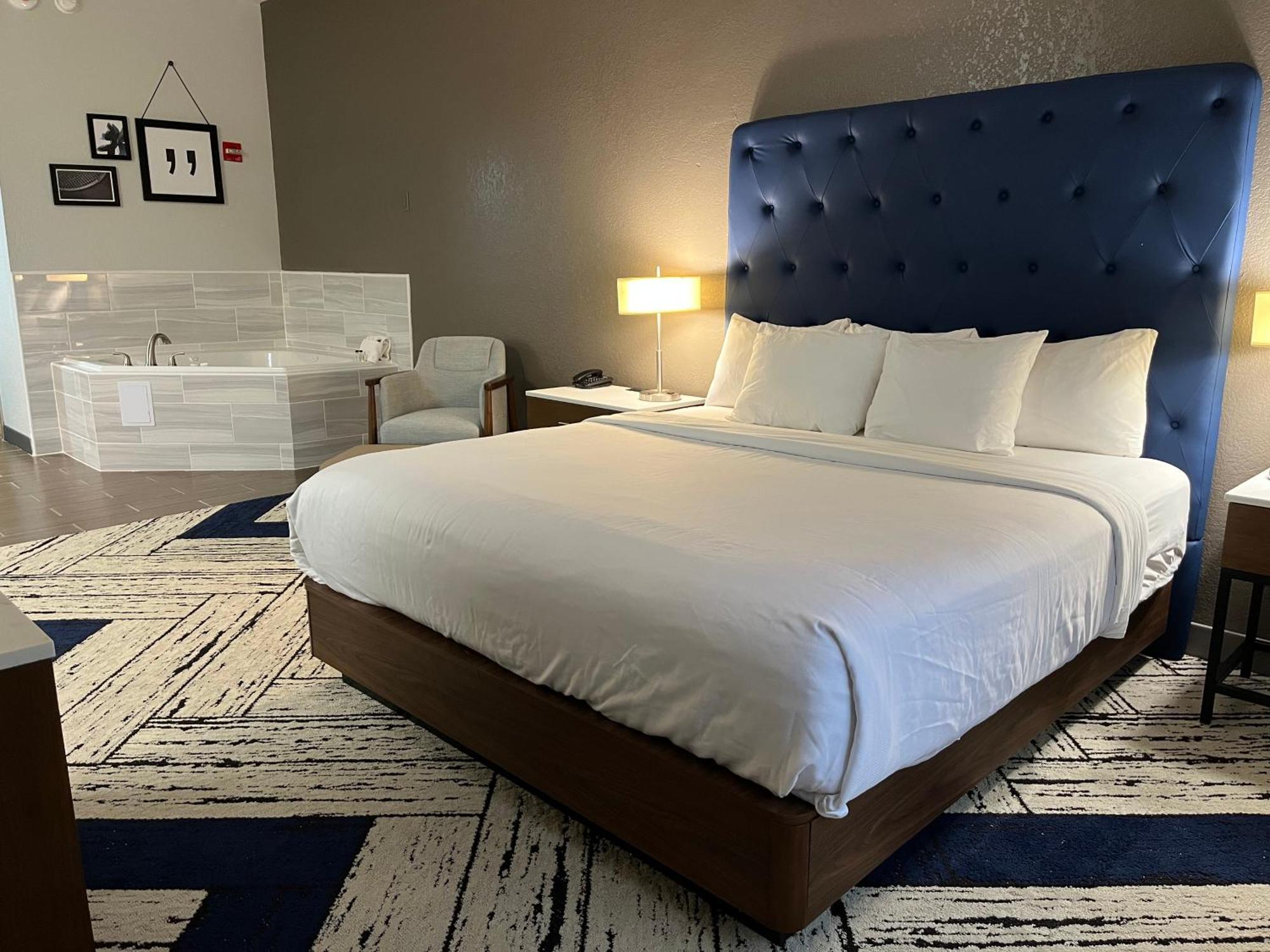 Hotel Western Y Airport South
