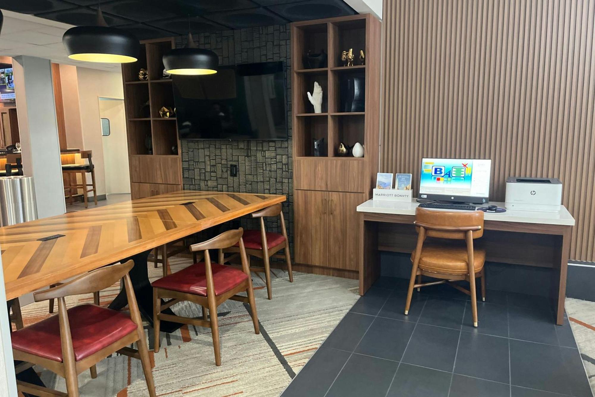 Western Hotel&suites Airport South 3* Forest Park