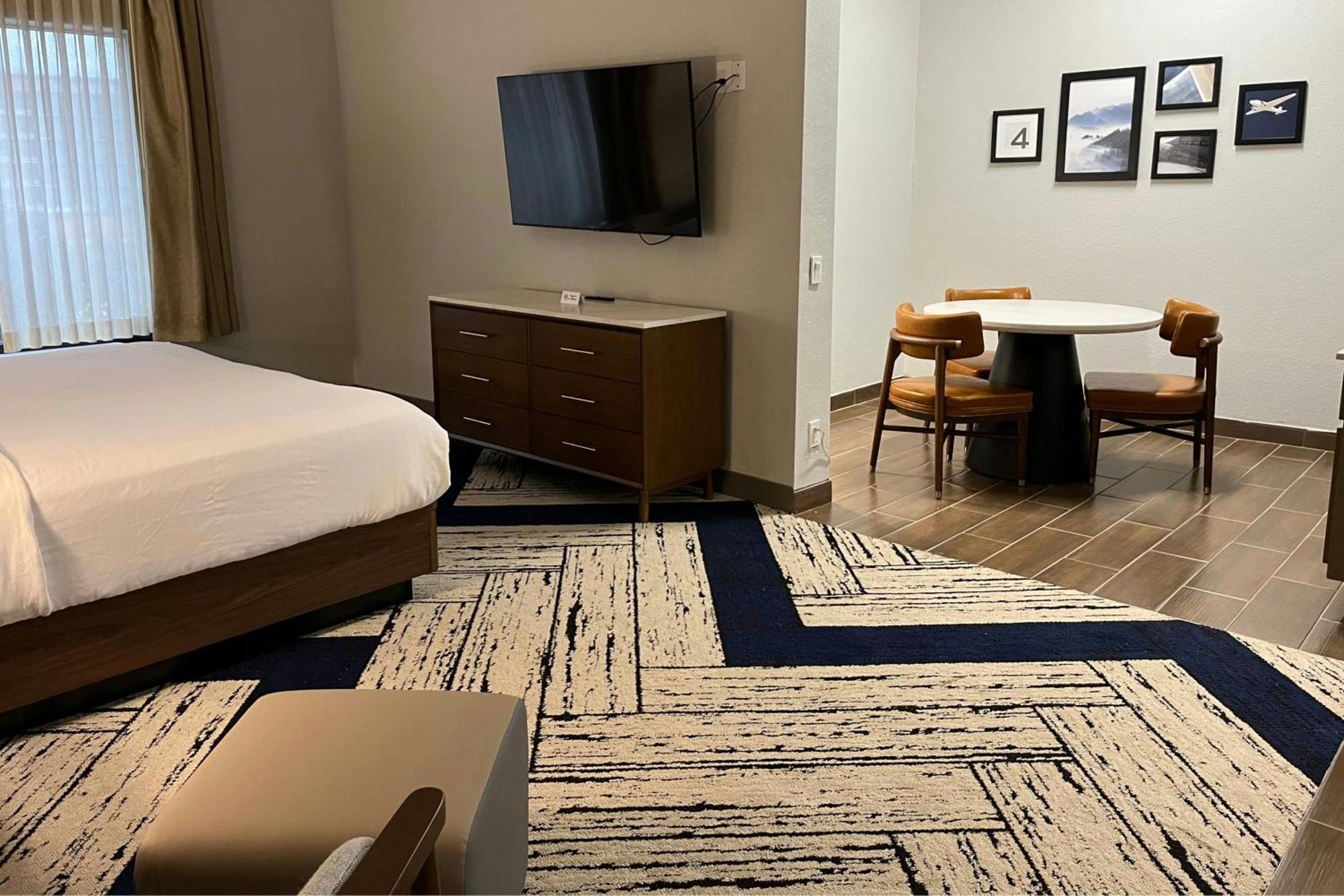 Western Hotel&suites Airport South Hotel Forest Park