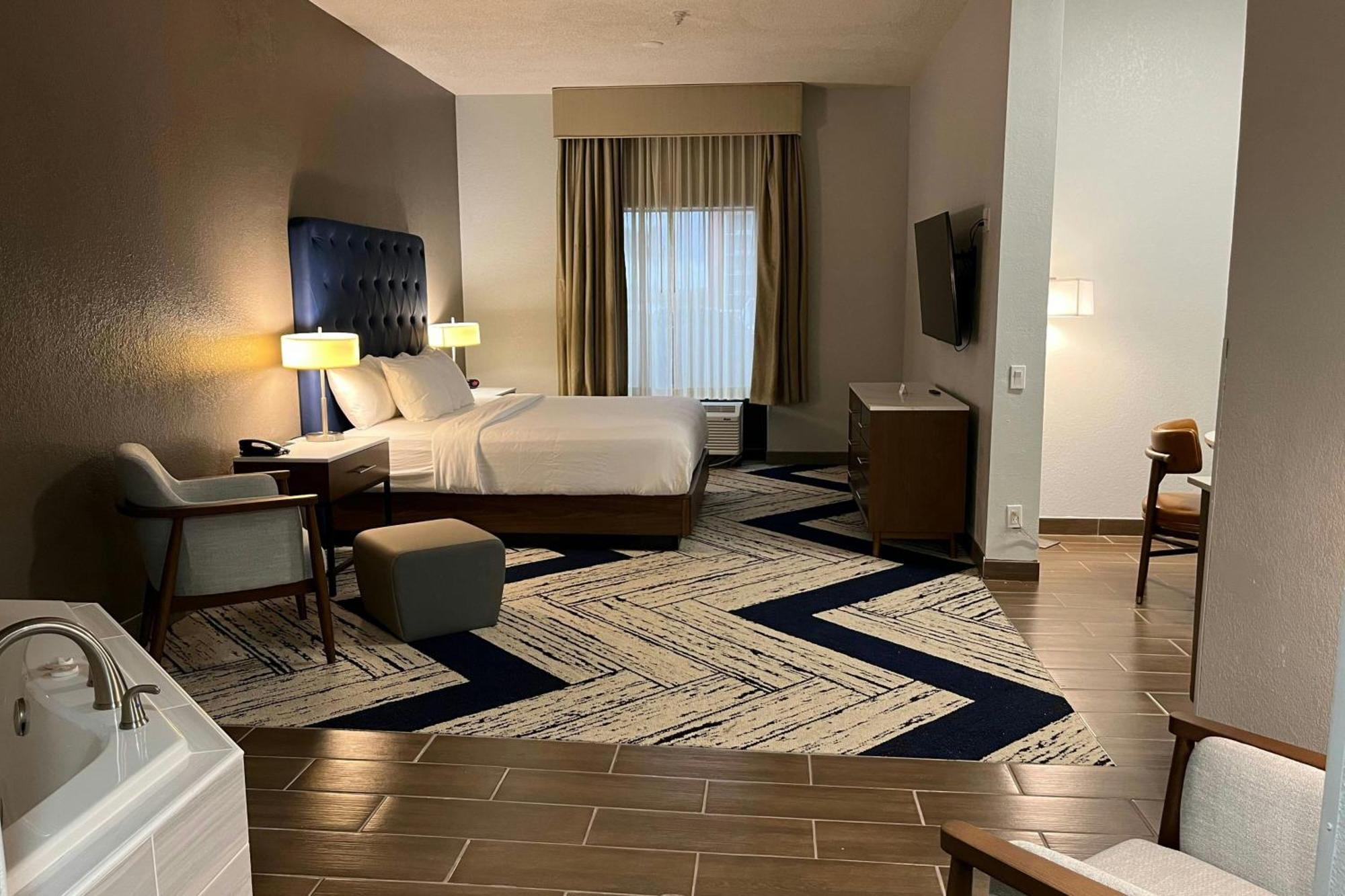 Western Hotel&suites Airport South 3* Forest Park