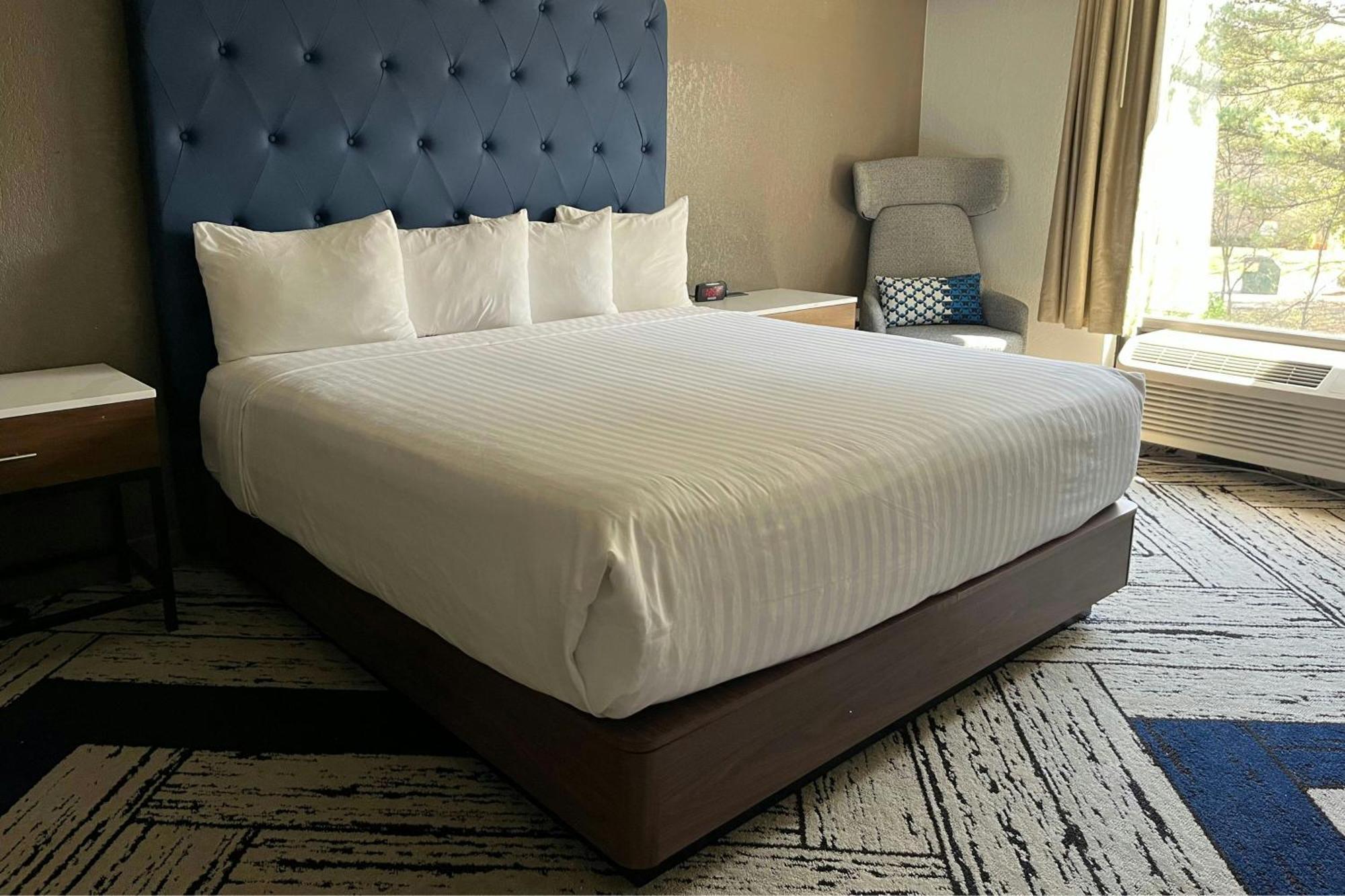 Western Hotel&suites Airport South Forest Park