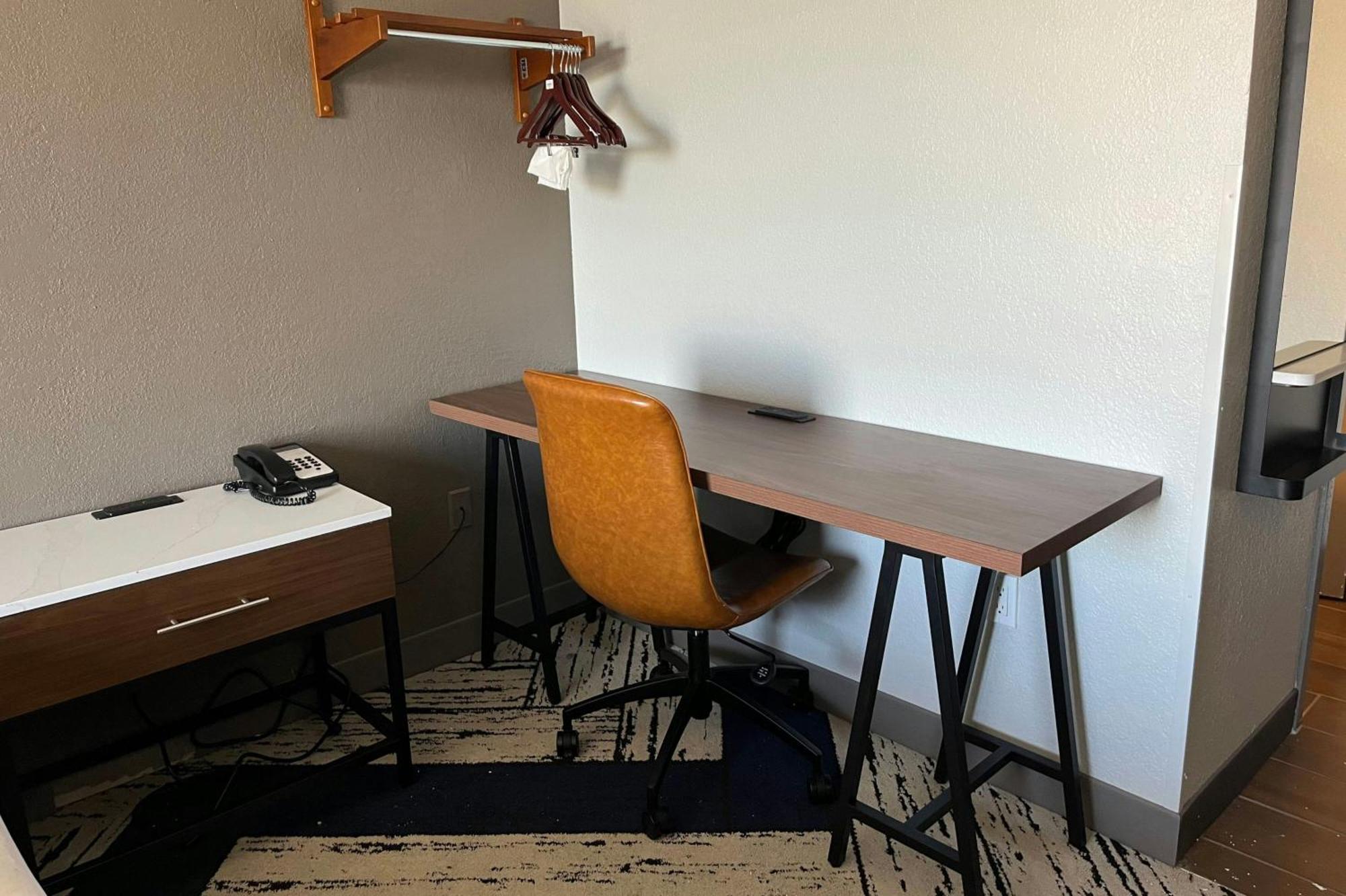 Western Hotel&suites Airport South 3* Forest Park